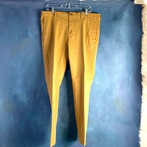 Perry Ellis Very Slim Stretch khakis